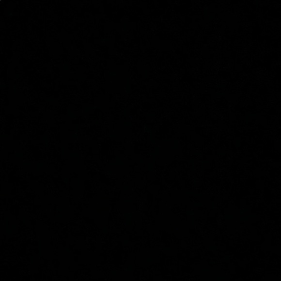 Meet your Posher, Jennifer - Picture 1 of 1